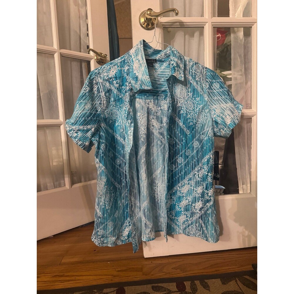 Erika button up shirt